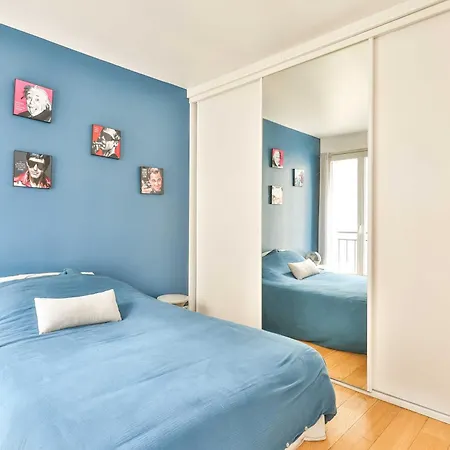 Modern Near The Eiffel Tower Daire
