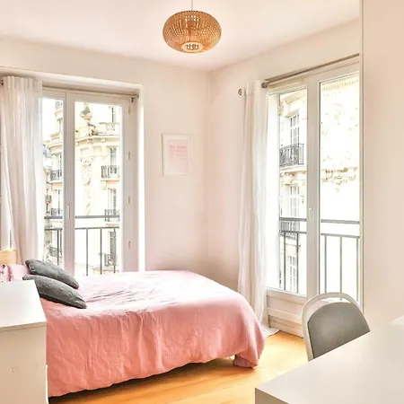 Modern Near The Eiffel Tower