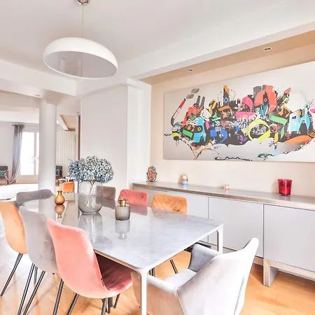 Modern Near The Eiffel Tower Daire